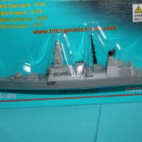linea di galleggiamento Diecast TRIANG MINIC Navi HMS Diamond tipo 45 su una scheda di nuovo 